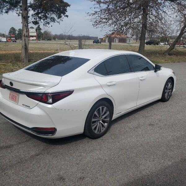 2021 Lexus ES 300h