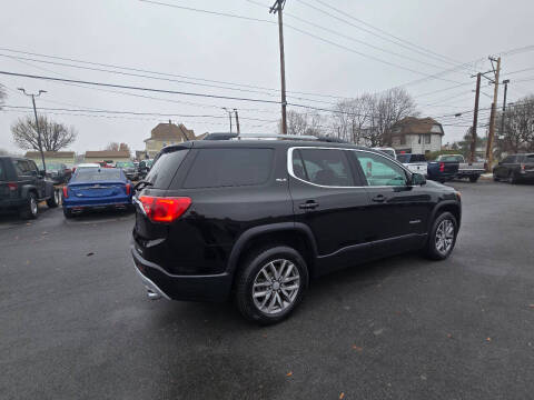 2017 GMC Acadia SLE-2