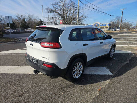 2014 Jeep Cherokee Sport