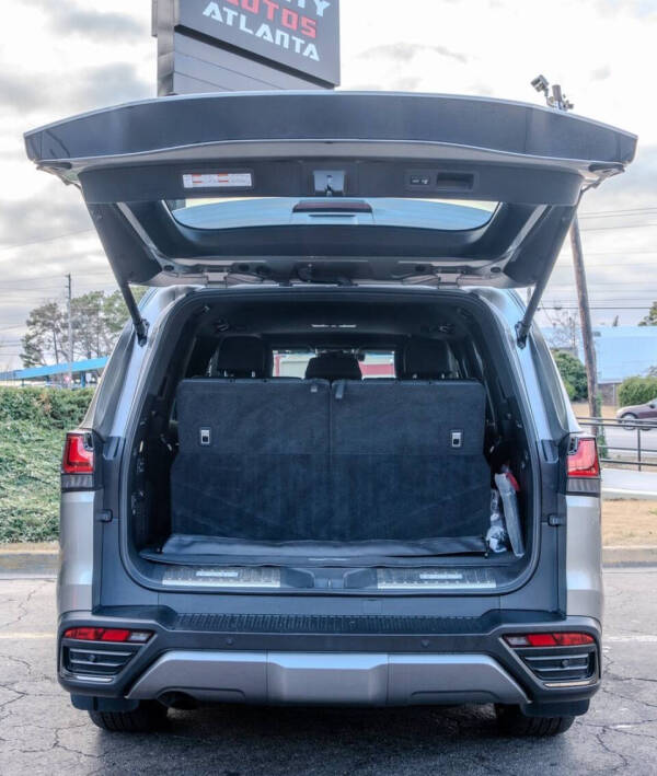 2023 Lexus LX 600 Luxury