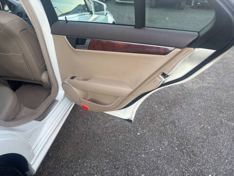 2011 Mercedes-Benz C-Class