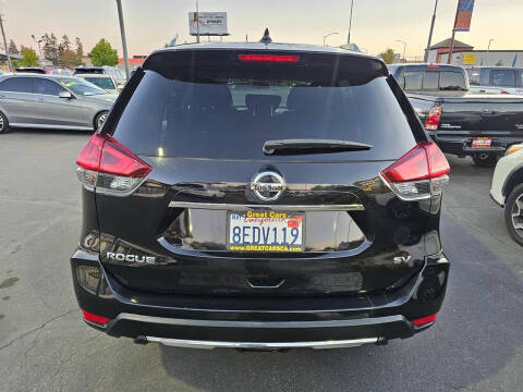 2018 Nissan Rogue SV