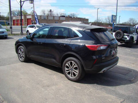 2021 Ford Escape SEL
