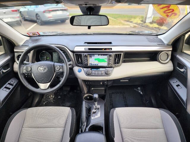 2017 Toyota RAV4 Hybrid XLE