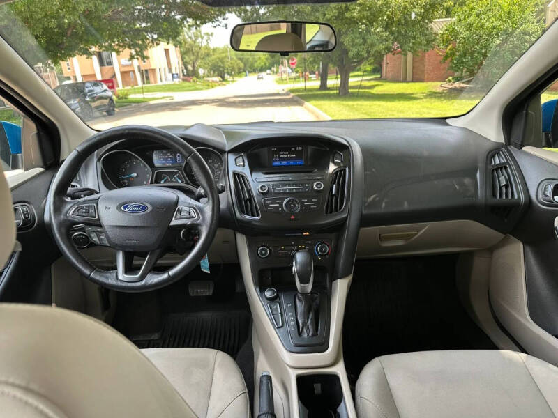 2017 Ford Focus SE