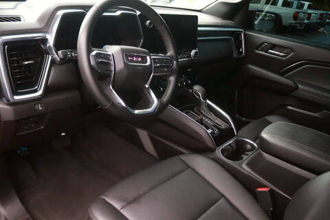 2024 GMC Canyon Elevation