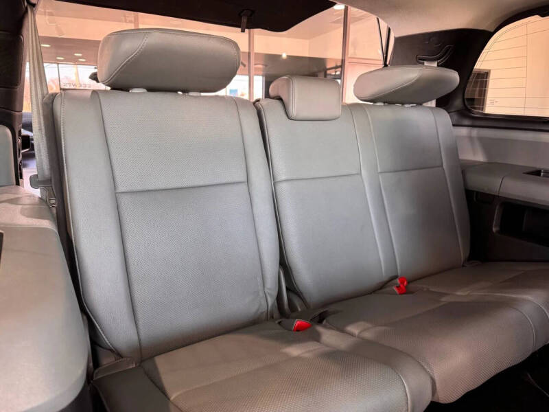 2014 Toyota Sequoia Platinum