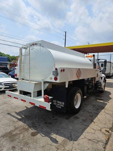 2005 International 4300