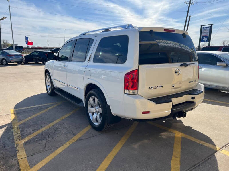 2012 Nissan Armada SV