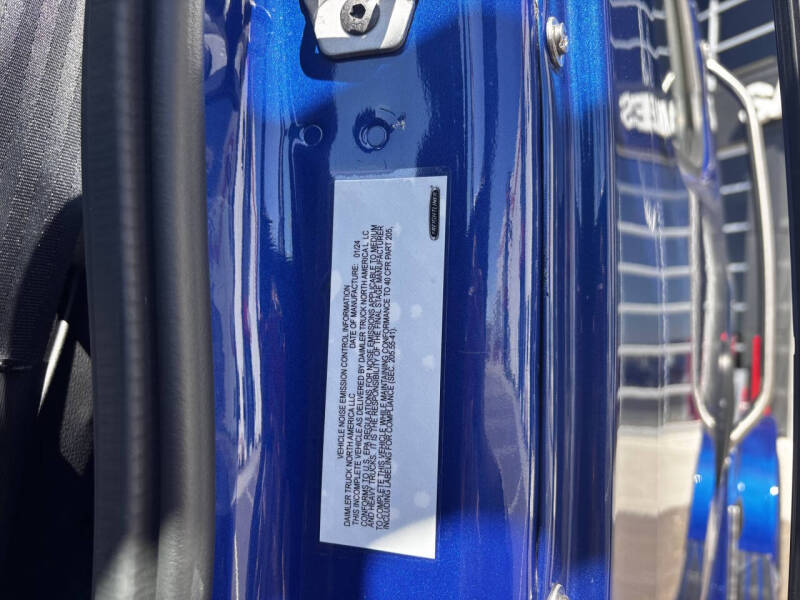 2025 Freightliner M2 106