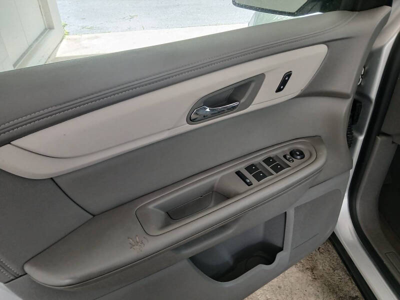 2014 Chevrolet Traverse LS