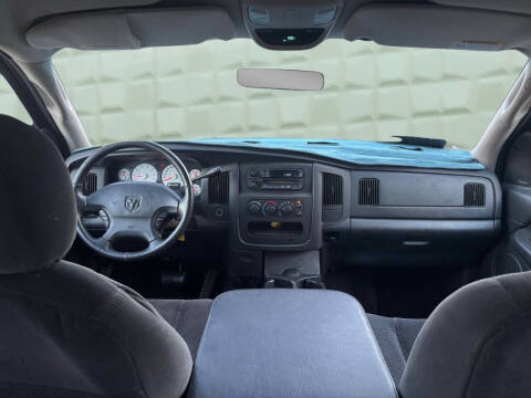 2003 Dodge Ram 1500 SLT