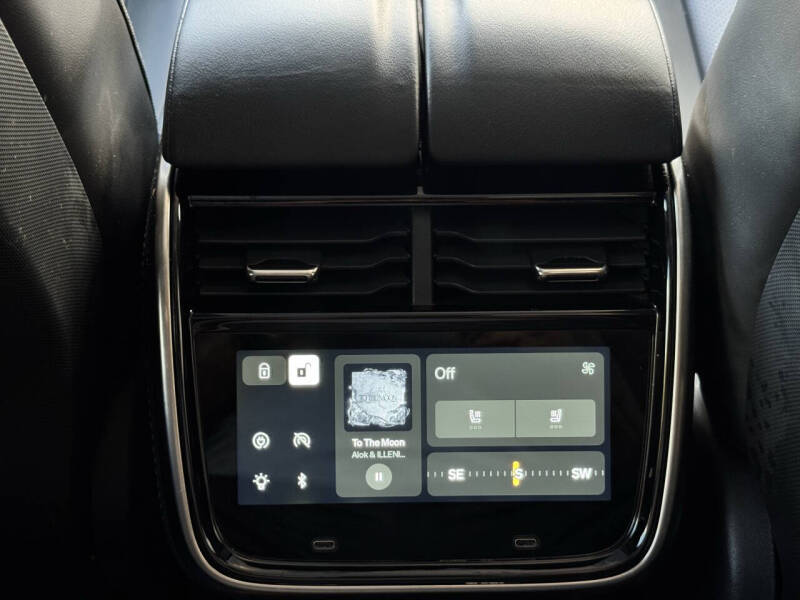 2022 Rivian R1S Launch Edition