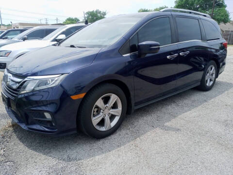 2018 Honda Odyssey for sale at Auto Haus Imports in Grand Prairie TX