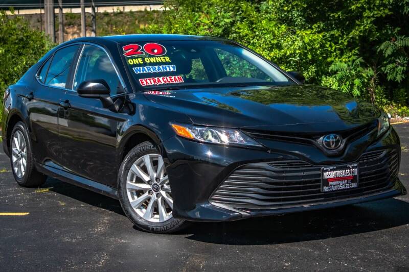 2020 Toyota Camry for sale at Nissi Auto Sales in Waukegan IL