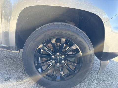 2021 GMC Canyon Elevation Standard