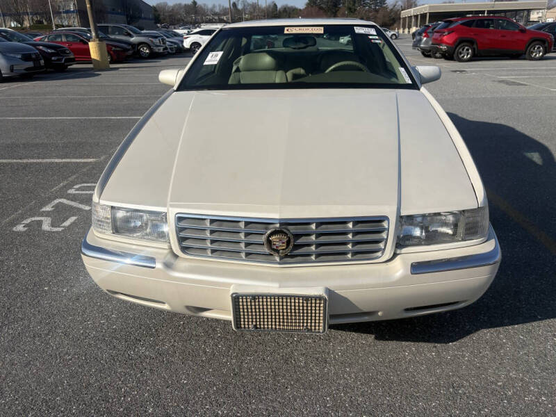 2001 Cadillac Eldorado ESC