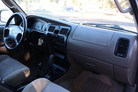 2000 Toyota 4Runner SR5