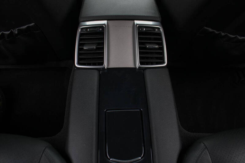 2012 Porsche Panamera