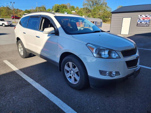 2011 Chevrolet Traverse for sale at Auto Energy in Lebanon, VA