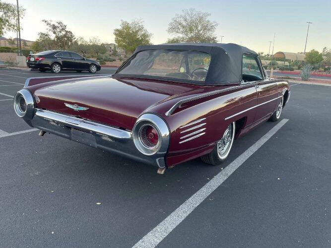 1961 Ford Thunderbird