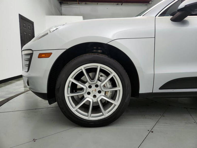 2016 Porsche Macan S