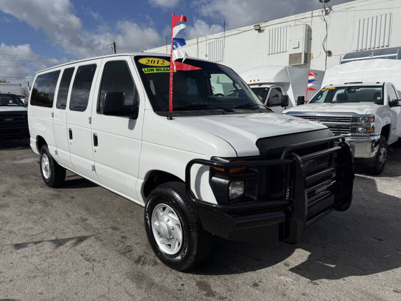 2012 Ford E-350