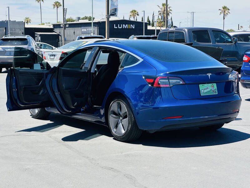 2020 Tesla Model 3 Standard Range Plus