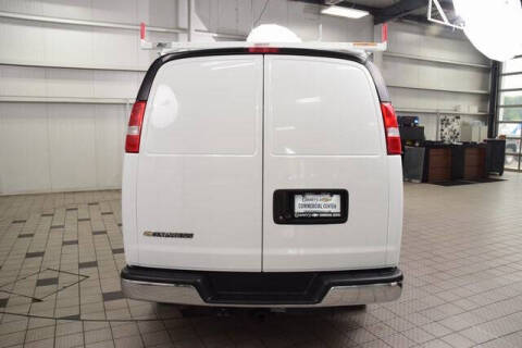 2025 Chevrolet Express 2500