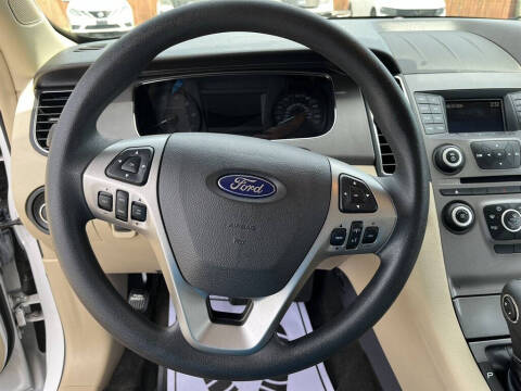 2018 Ford Taurus SE