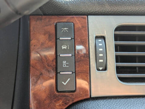 2013 Chevrolet Avalanche LTZ Black Diamond