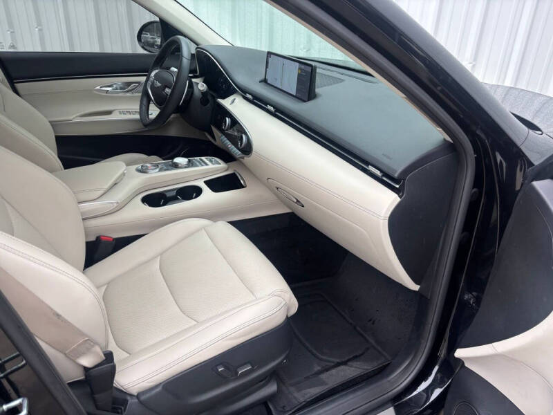 2023 Genesis GV70 2.5T Standard