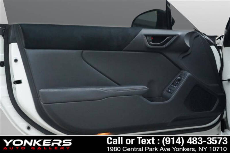 2023 Toyota GR86 Premium