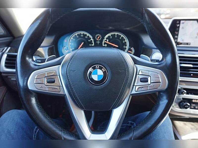 2017 BMW 7 Series 740i