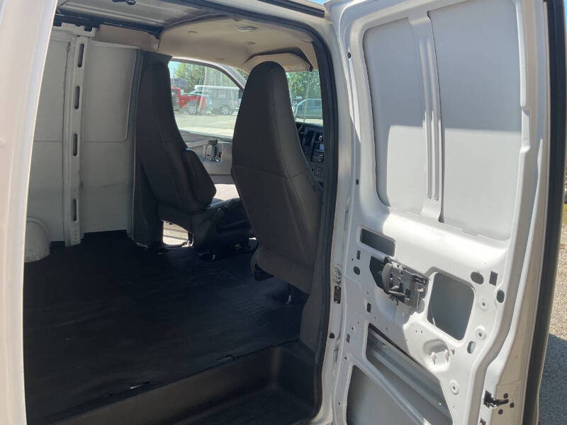 2017 Chevrolet Express 2500