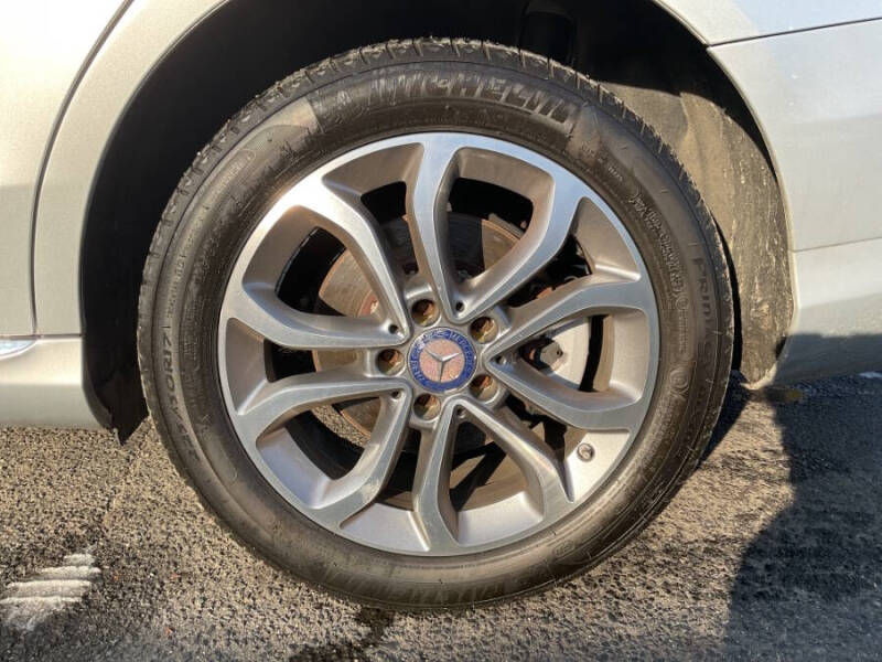 2017 Mercedes-Benz C-Class