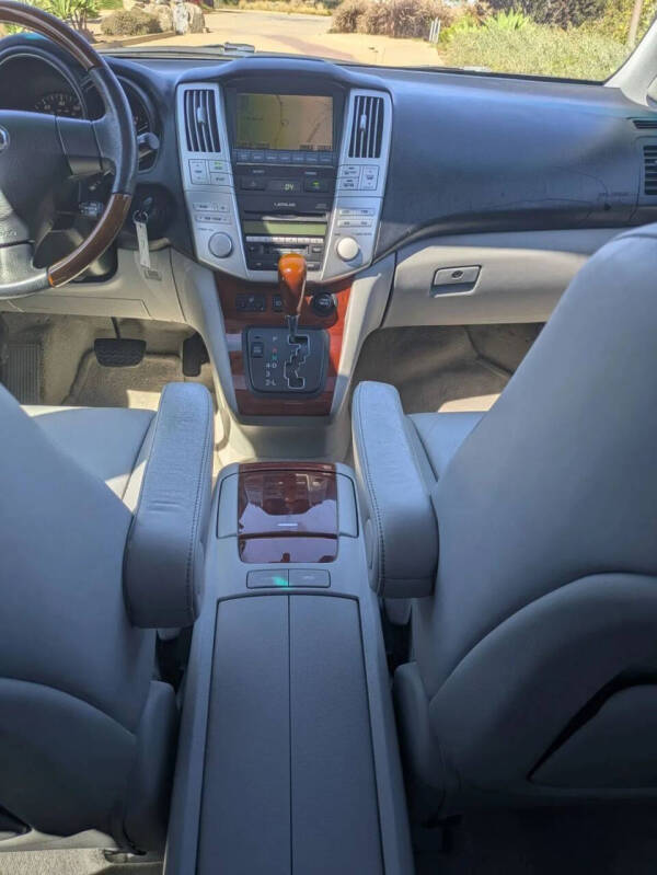 2004 Lexus RX 330