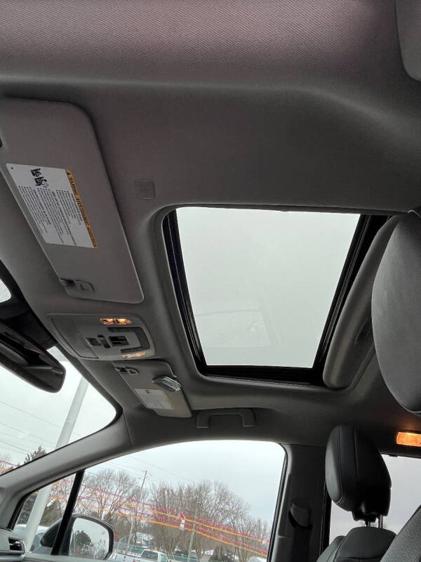 2023 Toyota Sienna XLE 7-Passenger