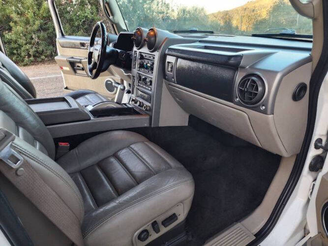 2003 HUMMER H2