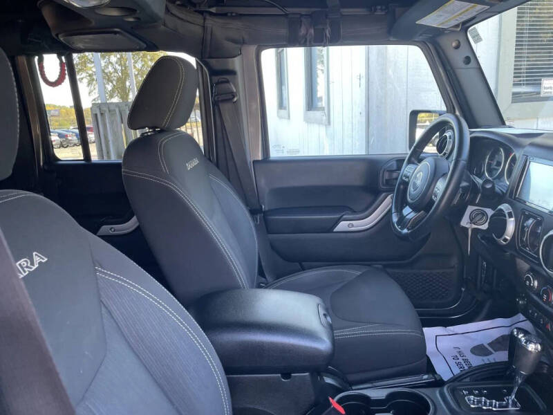 2016 Jeep Wrangler Unlimited Sahara