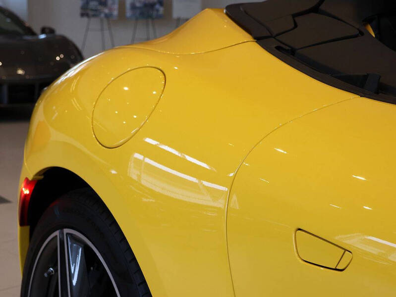 2025 Ferrari Roma Spider