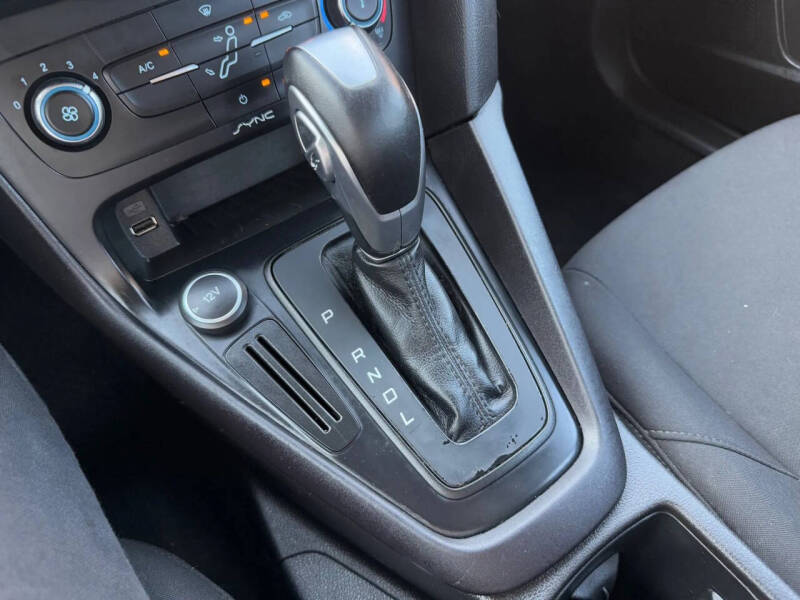 2015 Ford Focus SE