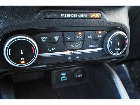 2022 Ford Escape Hybrid SE