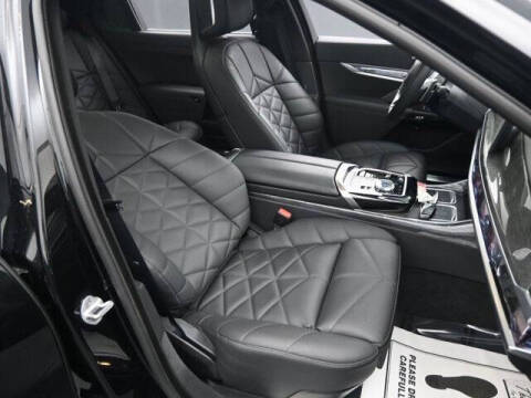 2023 BMW 7 Series 740i