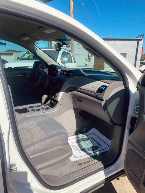 2013 Chevrolet Traverse LS