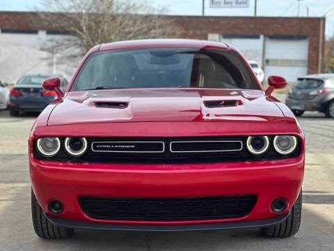 2016 Dodge Challenger SXT