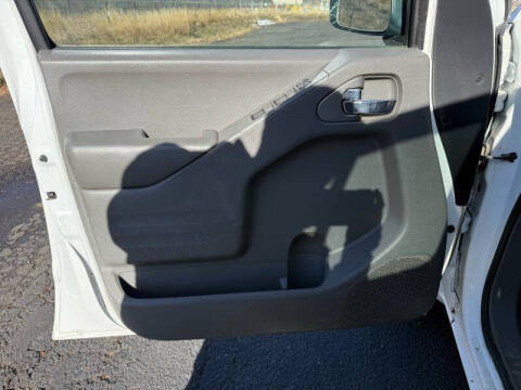 2015 Nissan Frontier SV