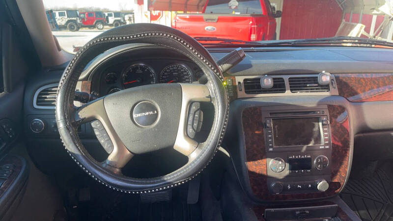 2009 GMC Yukon XL Denali