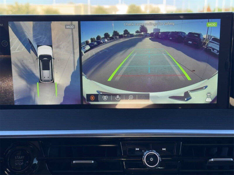 2025 Infiniti QX80 Sensory