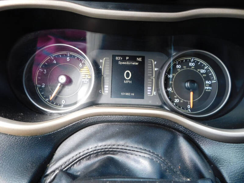 2017 Jeep Cherokee Sport